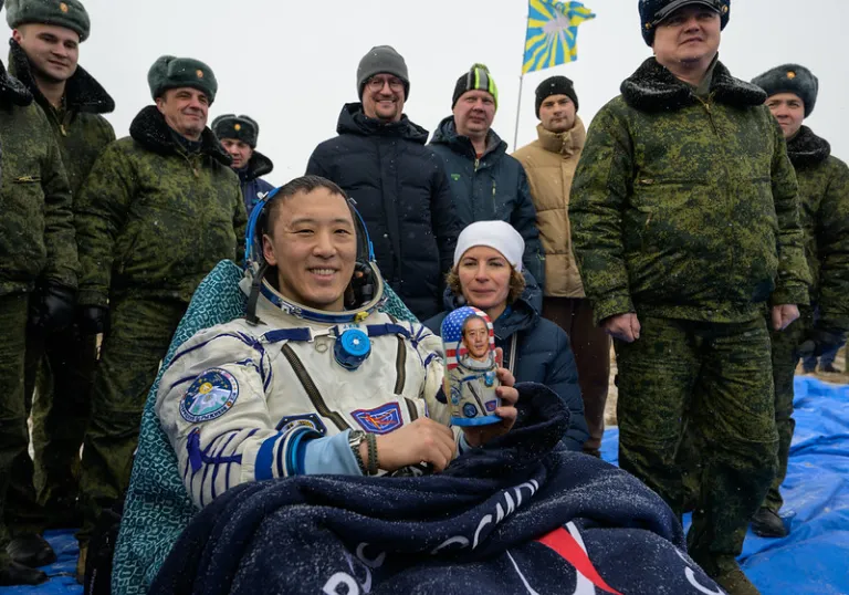 NASA Astronaut Jonny Kim Departs Agency to Continue Military Service