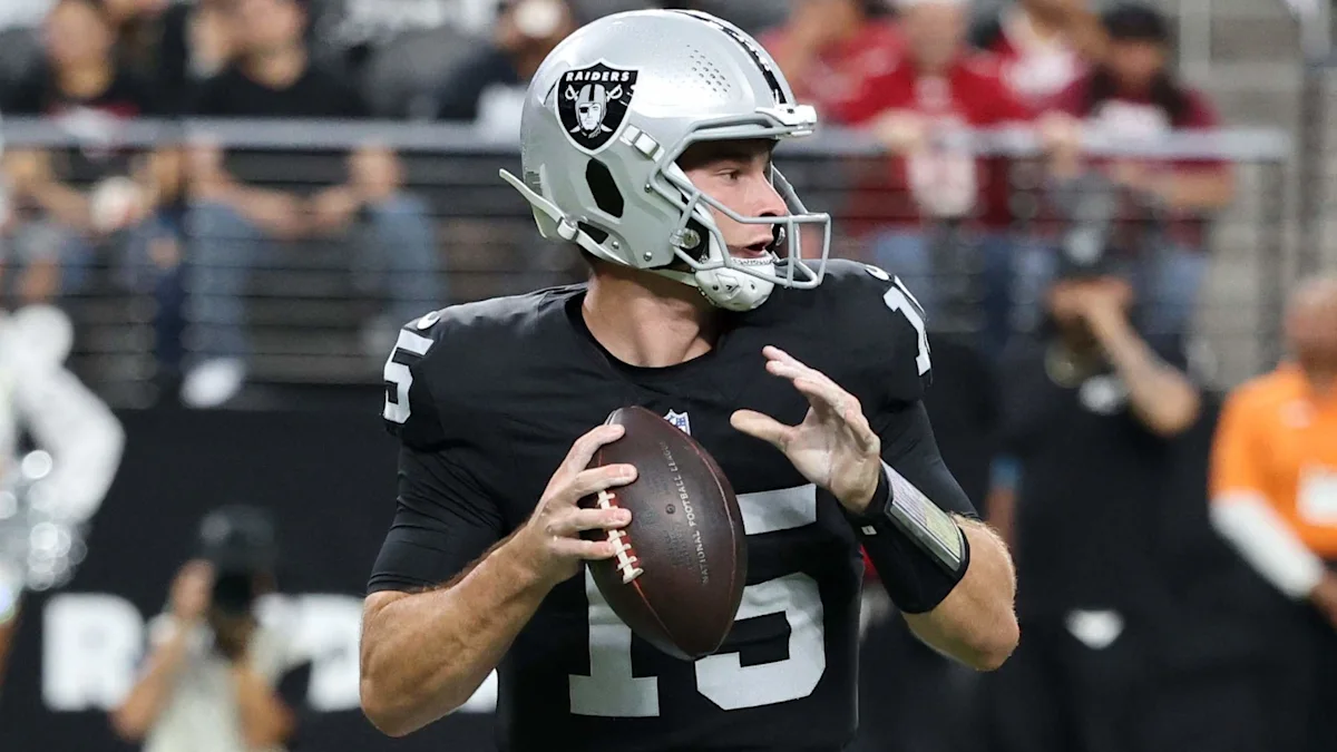 No 1 pick Fernando Mendoza throws for touchdown in Las Vegas Raiders preseason debut